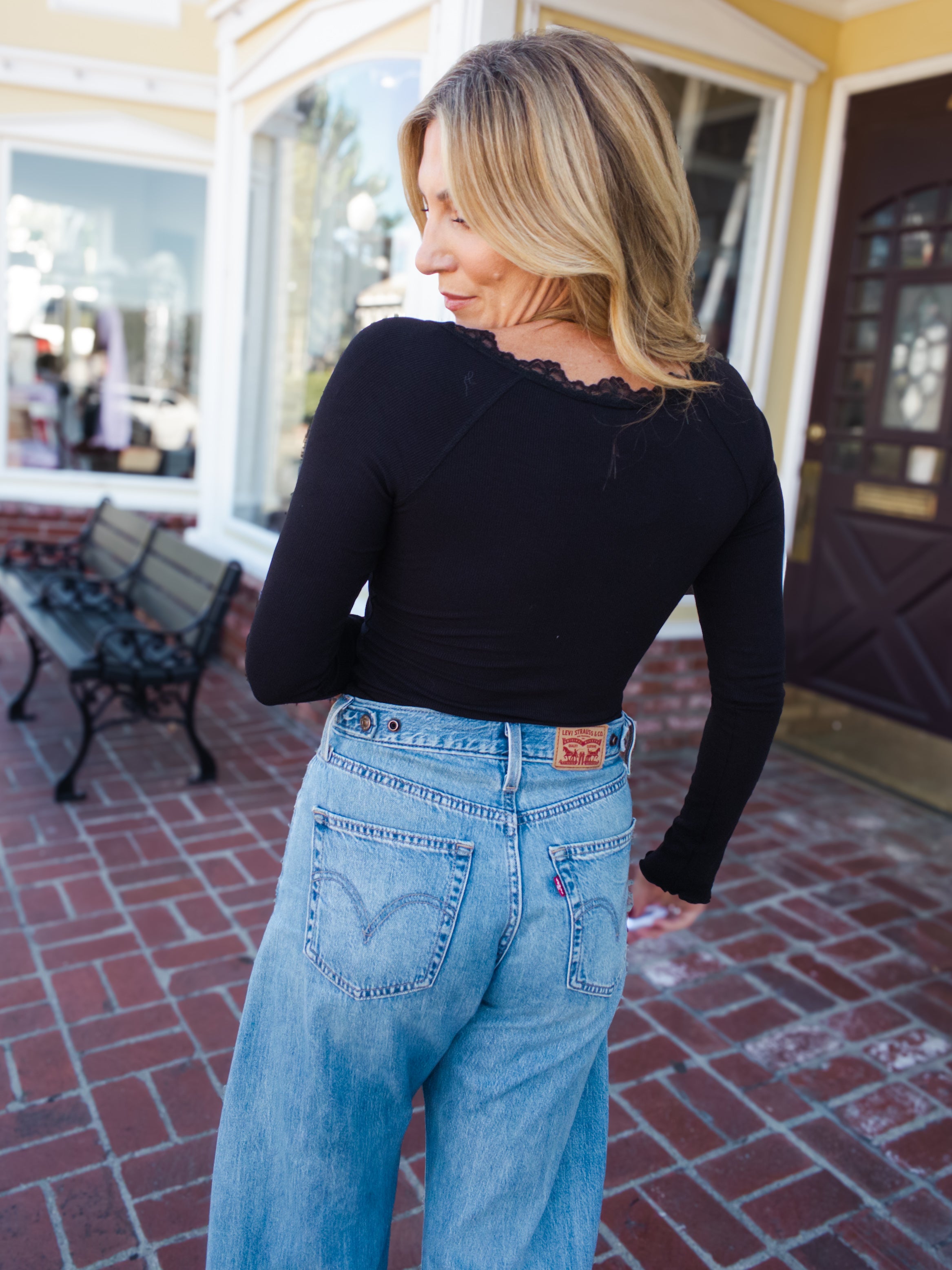 Sophia Lace Henley