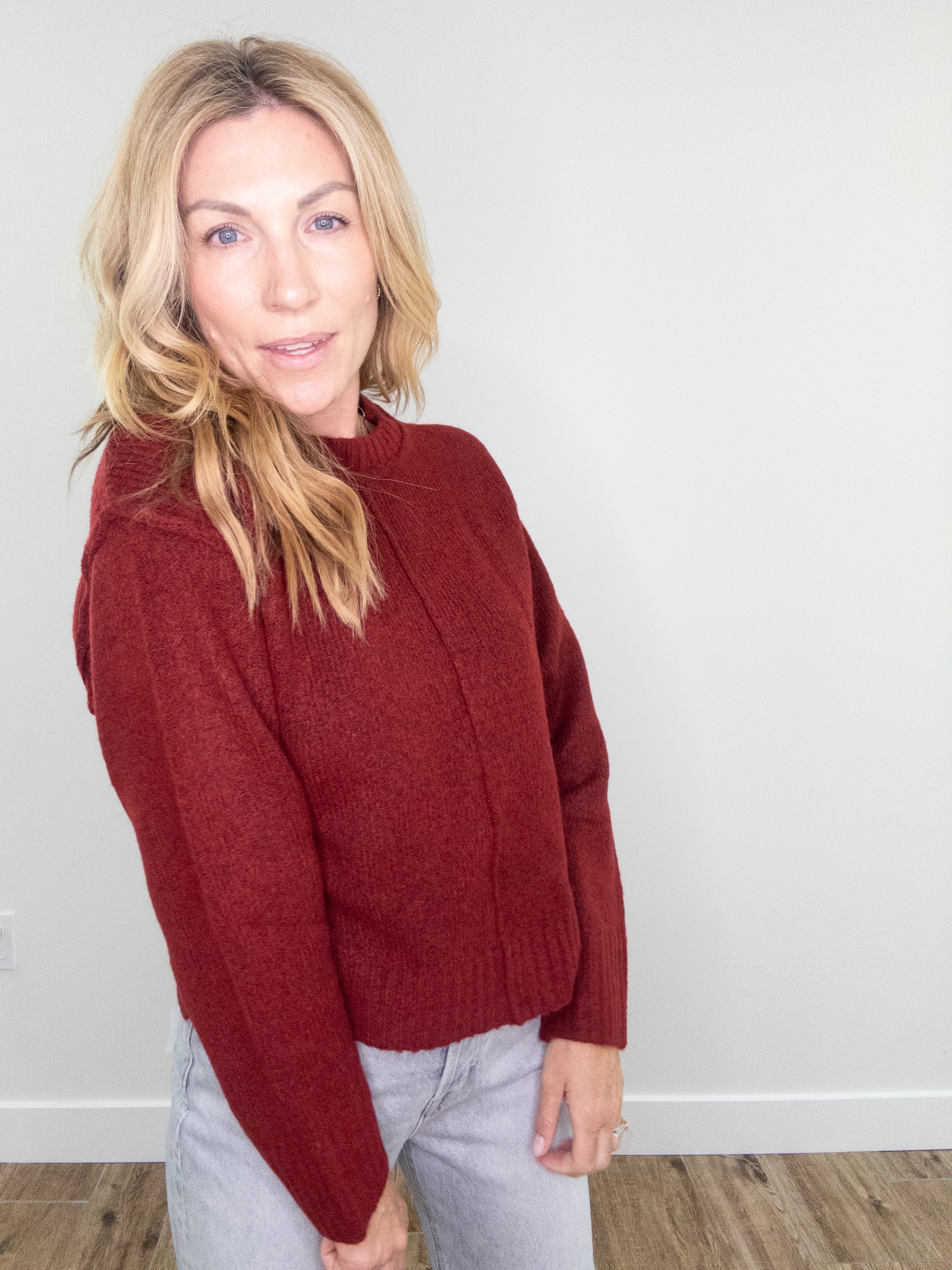 Crimson & Clover Pullover