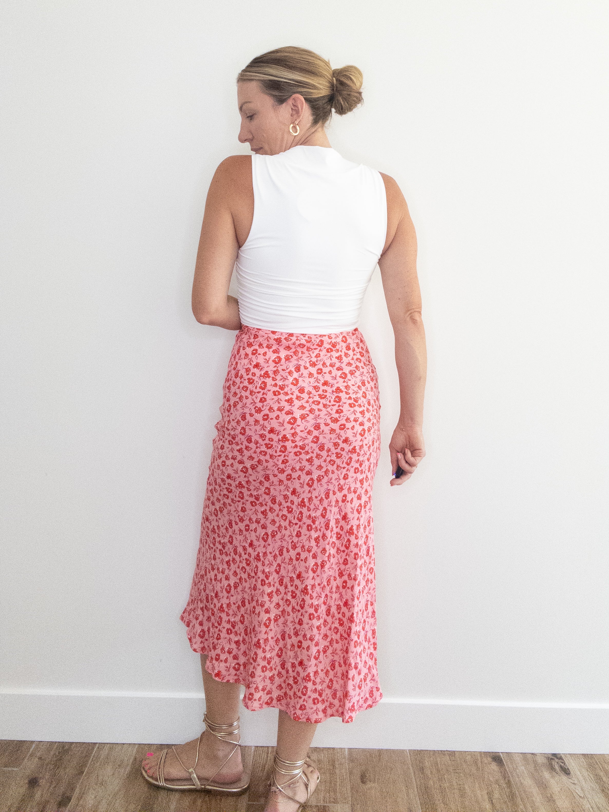Red Red Roses Midi Skirt