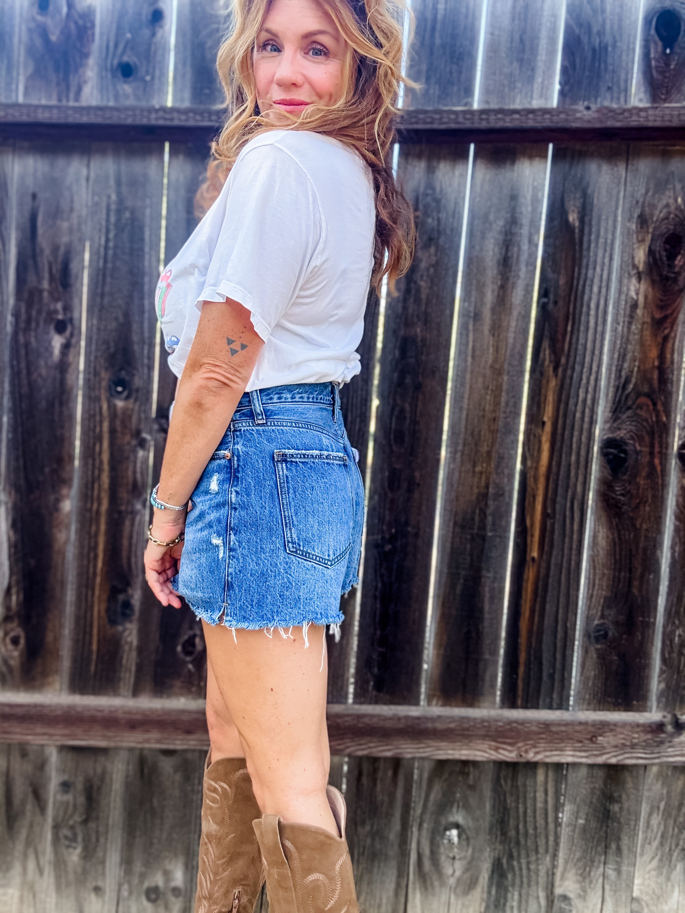 Pistola Nova High Rise Cut Off Short