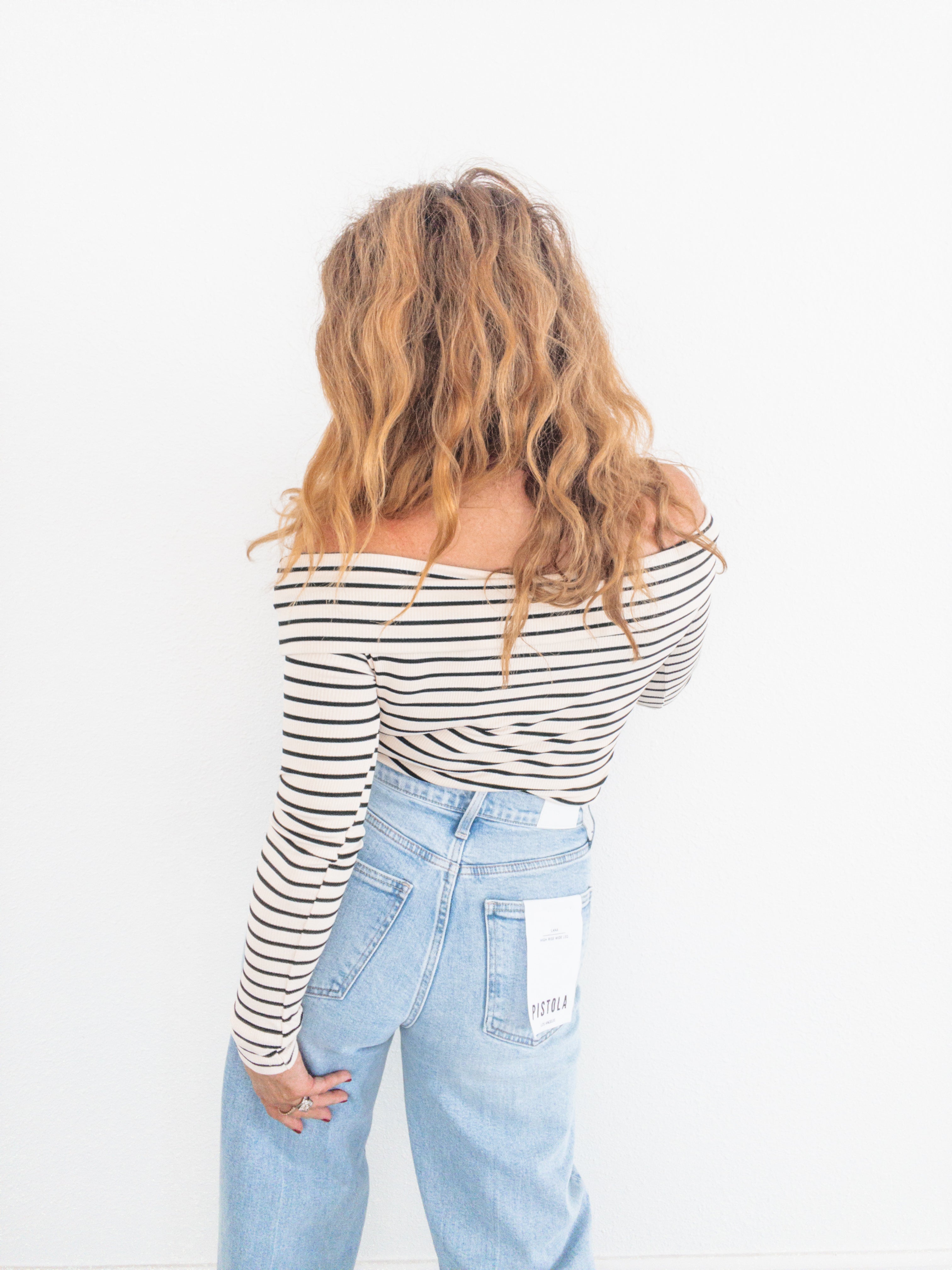 Je Taime Off Shoulder Top