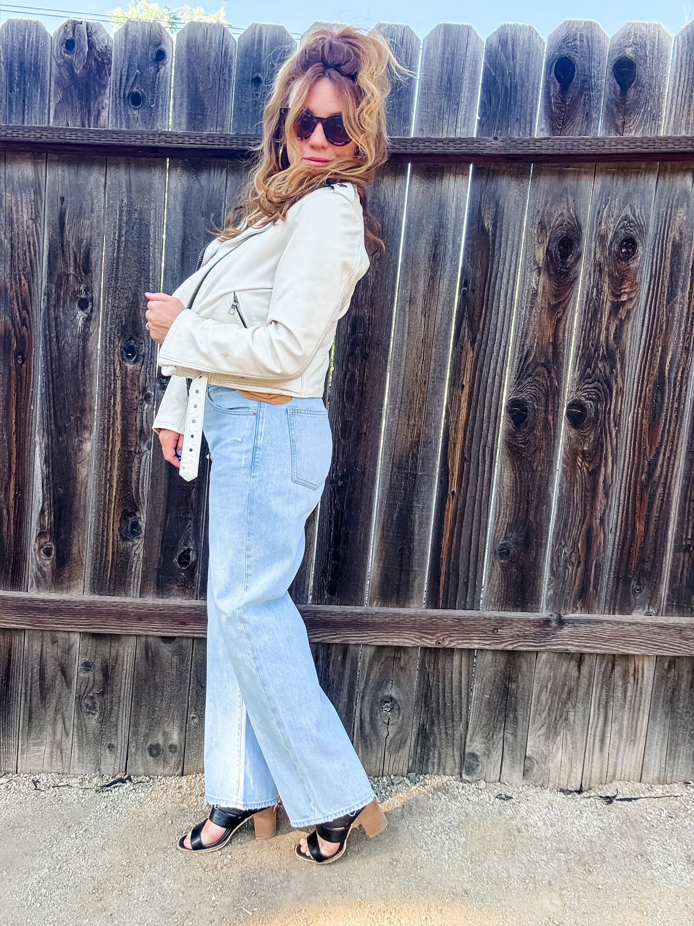 Pistola Lexi Mid Rise Bowed Straight