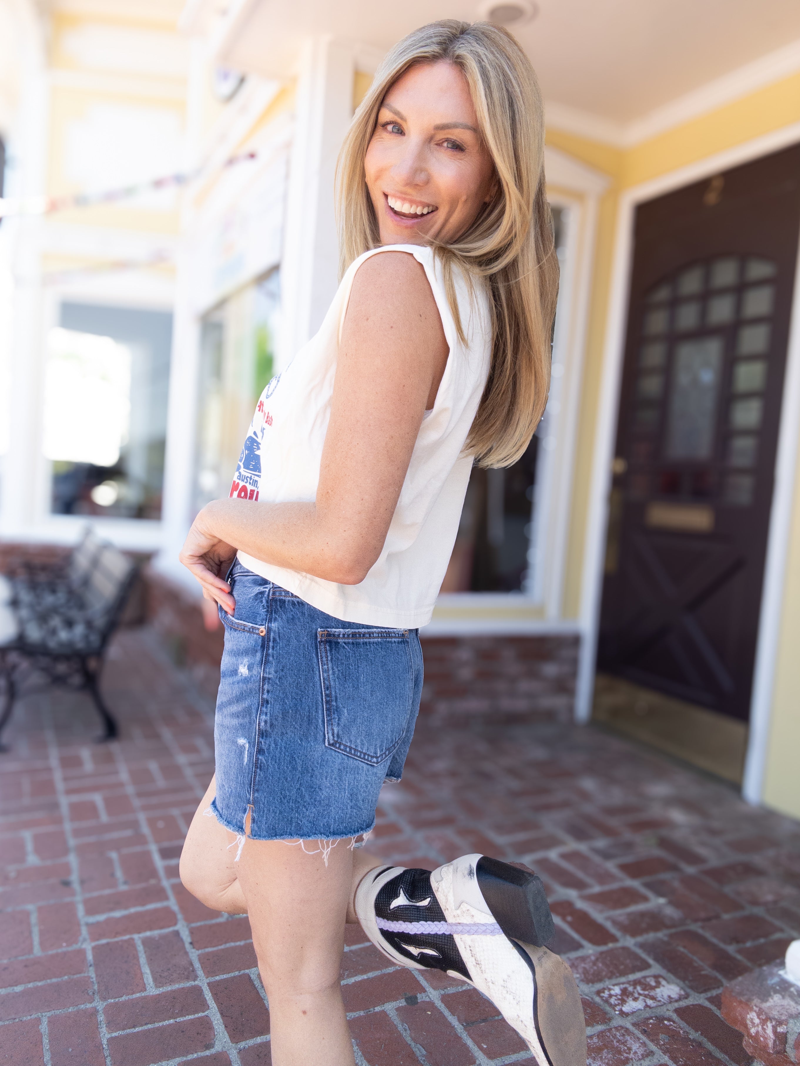 Boots On The Ground Boxy Muscle Tee