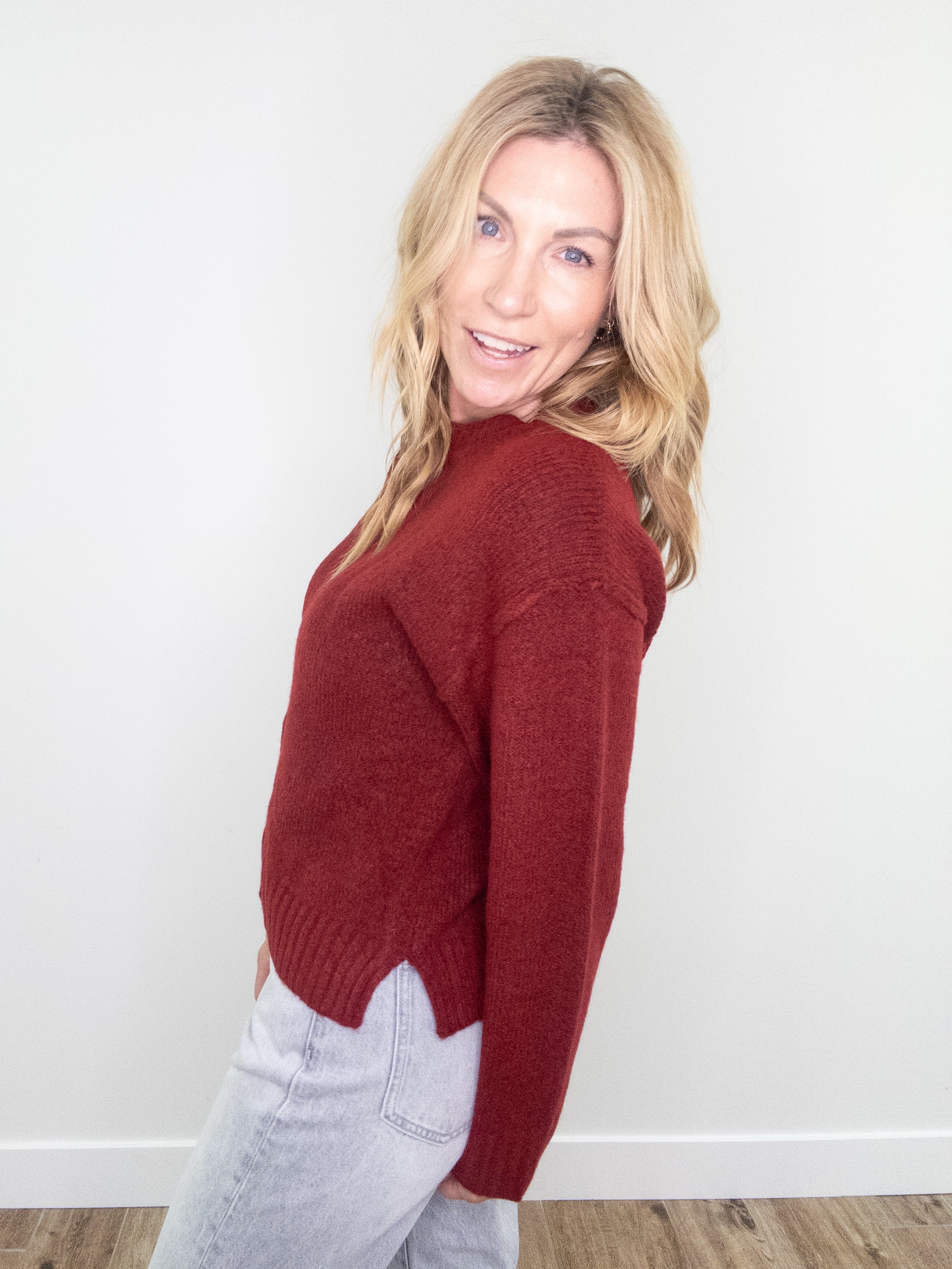 Crimson & Clover Pullover