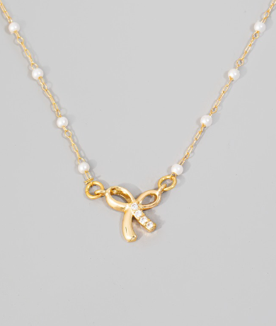 Pearly Bow Necklace